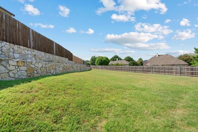 2129 Valley Dr, Weatherford, TX 76087 - photo 4