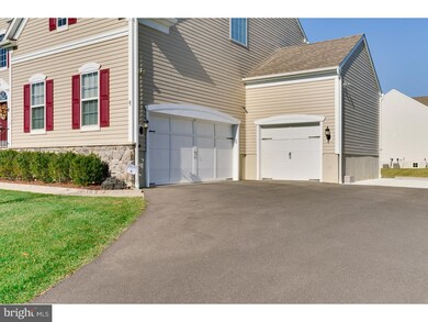 8 Discovery Dr, East Windsor, NJ 08520 - photo 2