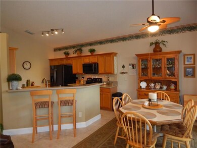Kitchen & Dining Area