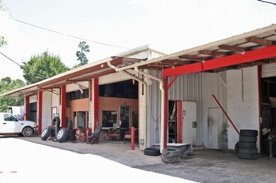 5203 Pinemont Dr, Houston, TX 77092 - photo 3