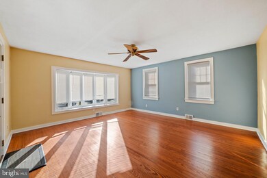 27 Grant St, Riverside, NJ 08075 - photo 7
