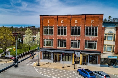 400 Central St unit 6, Franklin, NH 03235 - photo 3