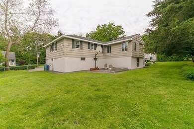 13 Glenwood St, Burlington, MA 01803 - photo 4