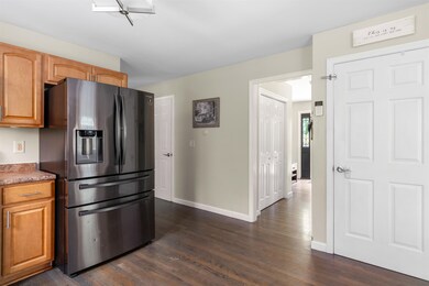 122 Blake Rd, Epping, NH 03042 - photo 3