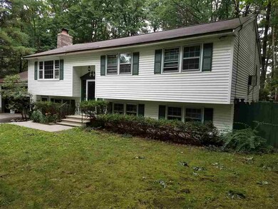 27 Coburn Ave, Nashua, NH 03063 - photo 4