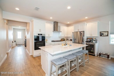 04_2979PangeaCir_5_Kitchen_FlexMLS800x60