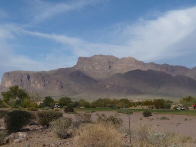 Unobstructed Superstition Views