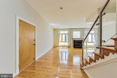 2363 Champlain St NW unit 25, Washington, DC 20009 - photo 3