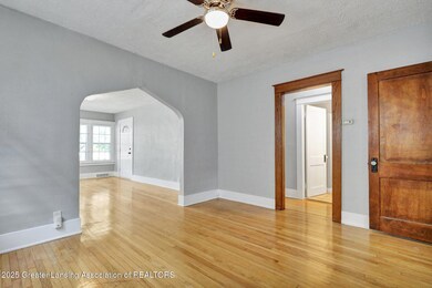 422 N Magnolia Ave, Lansing, MI 48912 - photo 6