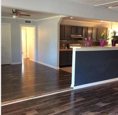 504 Warren St, Jacksonville, AR 72076 - photo 3