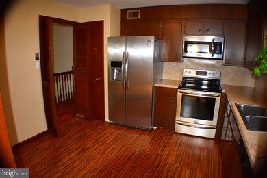 226 E Spruce St, New Holland, PA 17557 - photo 5