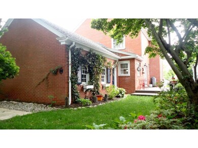 500 Elmgrove Ave, Providence, RI 02906 - photo 3