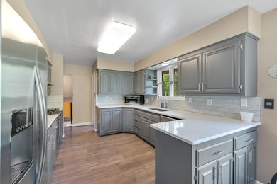 4350 Meadow View E-5