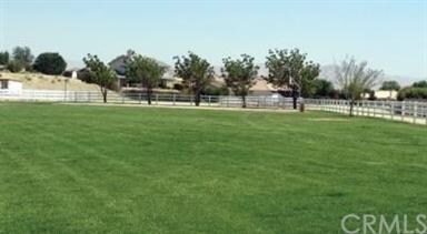 One of 4 private parks; basketball courts