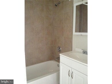 545 N Oakland Ave, Runnemede, NJ 08078 - photo 6