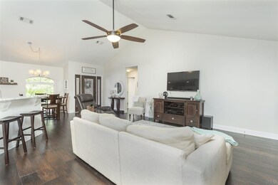 2742 Ashbury Ln, Cantonment, FL 32533 - photo 6