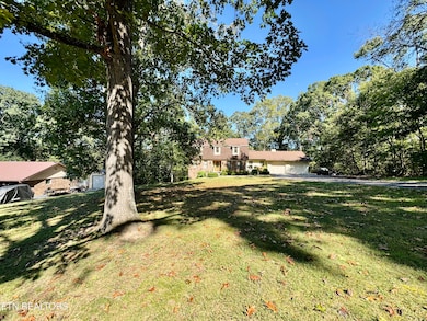 1230 Stonewall Jackson Dr, Dandridge, TN 37725 - photo 7