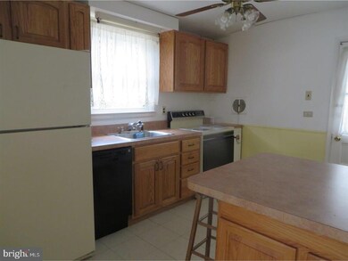 474 Alexander Ave, Maple Shade, NJ 08052 - photo 4