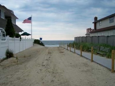 64 Ocean Dr, Seabrook, NH 03874 - photo 3