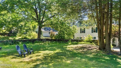 7 Hubbard St, Lenox, MA 01240 - photo 2