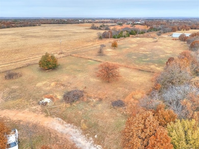 9045 Liberty Run Rd, Guthrie, OK 73044 - photo 5