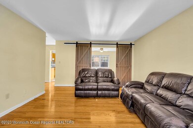 Living room 2