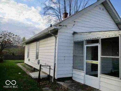 2110 W Mccarty St, Indianapolis, IN 46221 - photo 7