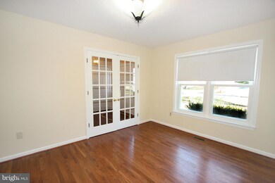 8212 Cool Creek, Laurel, MD 20723 - photo 6