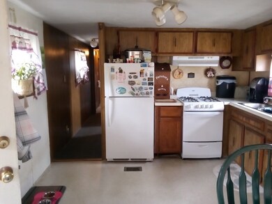 46 Madden Rd unit 15, West Brookfield, MA 01585 - photo 4