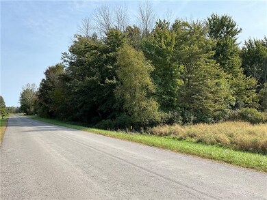 Looking east again where the tillable land interse