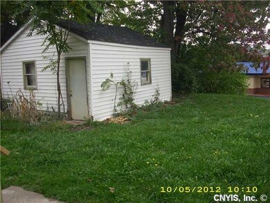 Yard/Garden yard with shed
