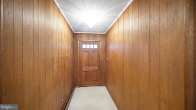 355 Scott Dr, Silver Spring, MD 20904 - photo 2