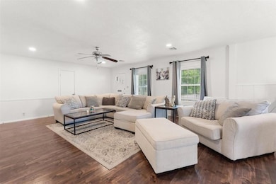 4814 Sale Ln, Lake Charles, LA 70605 - photo 2