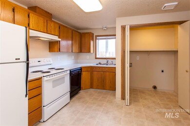1413 Holly St, Nampa, ID 83686 - photo 6