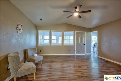 2220 Phyllis Dr, Copperas Cove, TX 76522 - photo 4