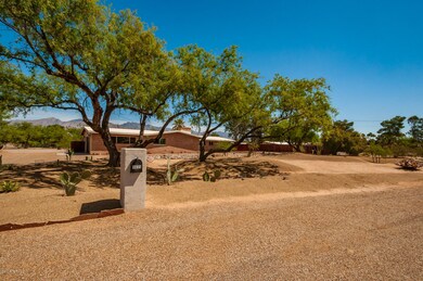 4635 E San Carlos Place South  AZ-32