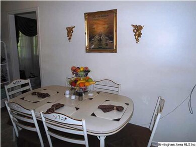eat in kitchen
