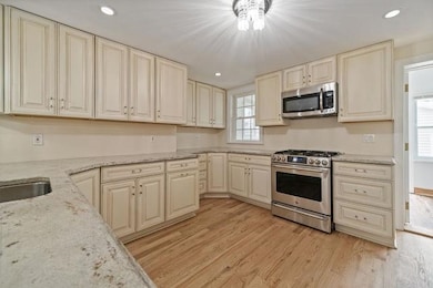 25 Henry St, Jersey City, NJ 07306 - photo 5