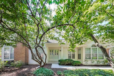 125 Radcliffe Ct unit 47LJ12, Glenview, IL 60026 - photo 2