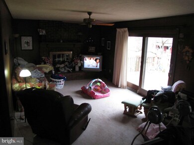 10709 Montgomery Dr, Manassas, VA 20111 - photo 2