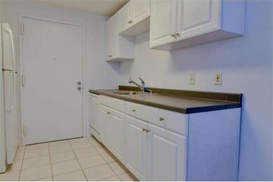 9 Silver Hill Ln unit 18, Natick, MA 01760 - photo 3