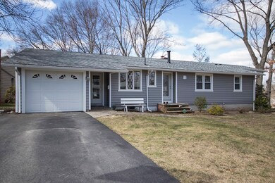 211 Mountain Laurel Dr, Cranston, RI 02920 - photo 2