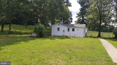 8724 Granite Springs Rd, Spotsylvania, VA 22551 - photo 3