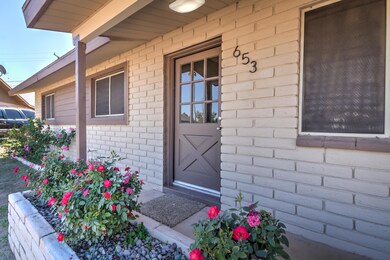 653 E Franklin Ave-6