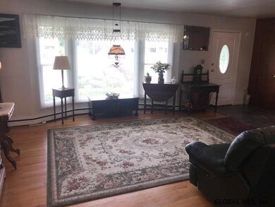 11 Timberland Dr, Albany, NY 12211 - photo 5