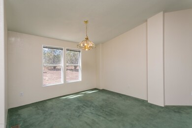 004_Dining Room
