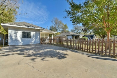109 E Hayes St, Norman, OK 73069 - photo 4