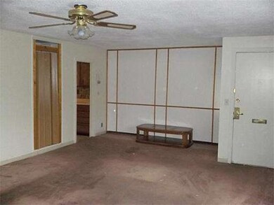 74 Horseshoe Dr unit 74, Chicopee, MA 01022 - photo 5