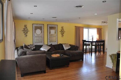 45 Tryon Ct, Albany, NY 12203 - photo 2