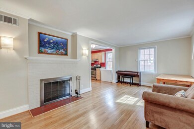 719 Upland Place, Alexandria, VA 22314 - photo 6